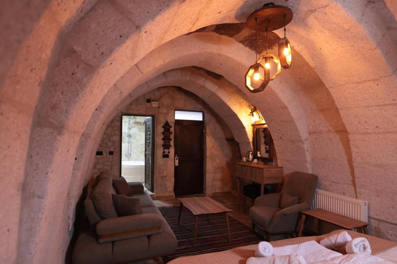Stone Owl Otel & Restaurant Uchisar Exterior foto