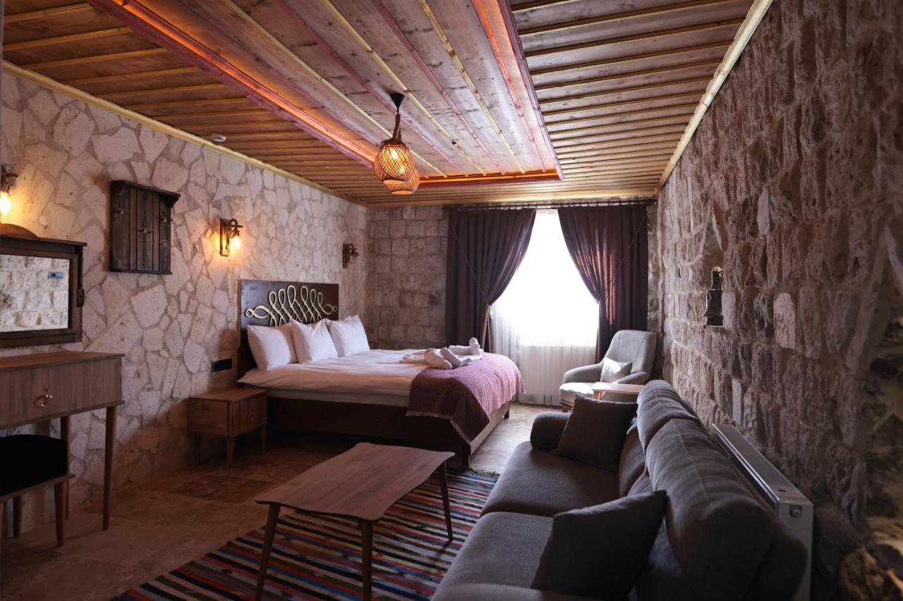 Stone Owl Otel & Restaurant Uchisar Exterior foto