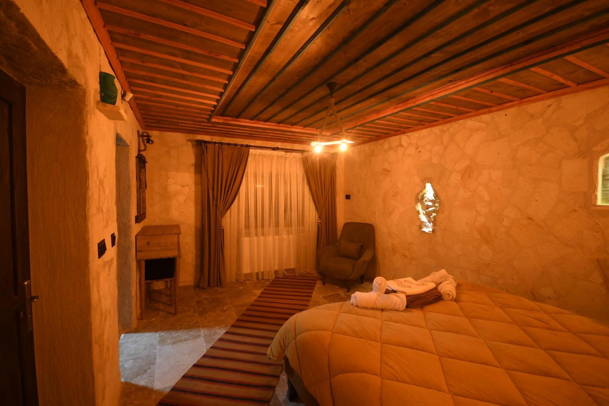 Stone Owl Otel & Restaurant Uchisar Exterior foto