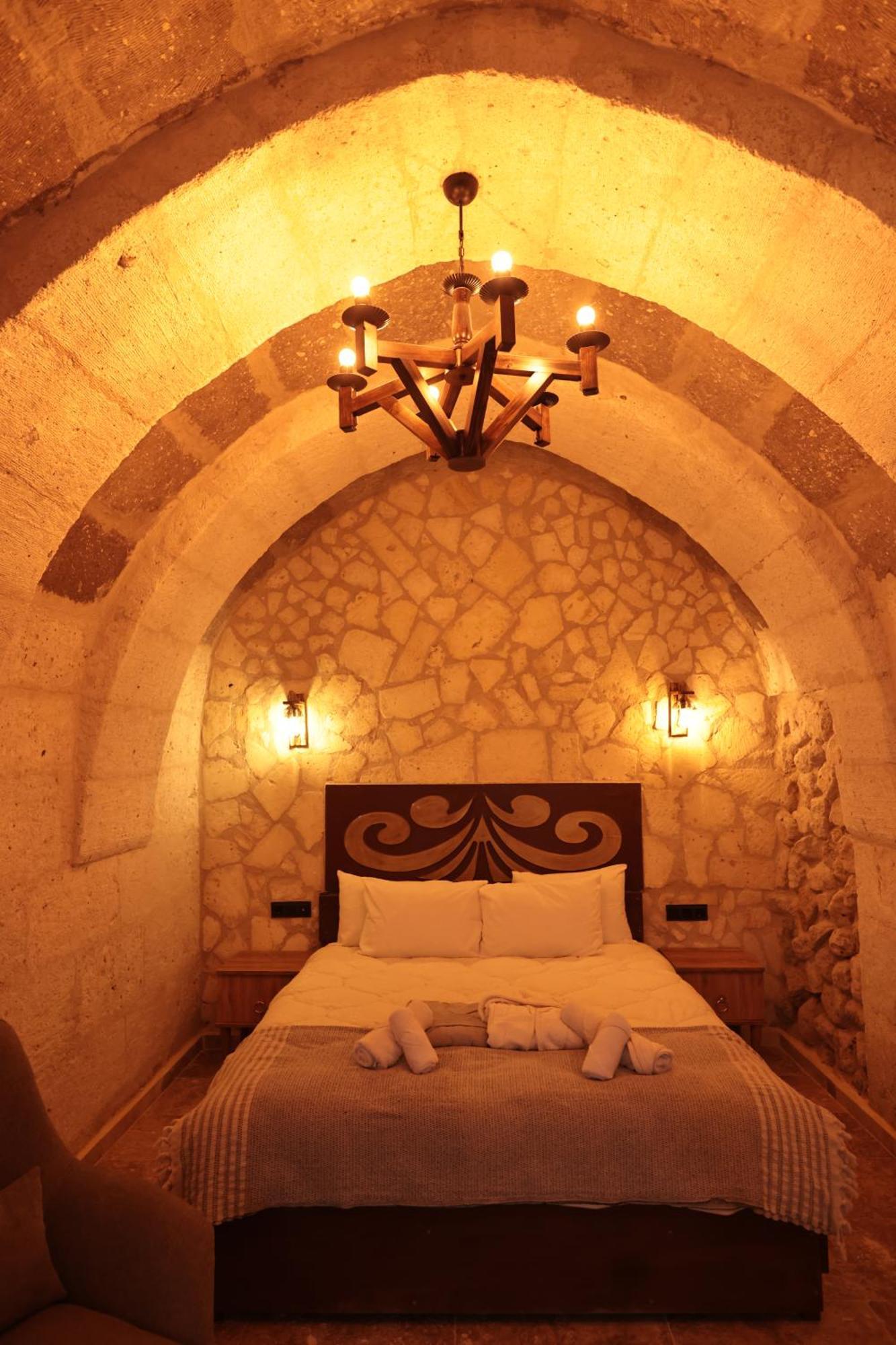 Stone Owl Otel & Restaurant Uchisar Exterior foto