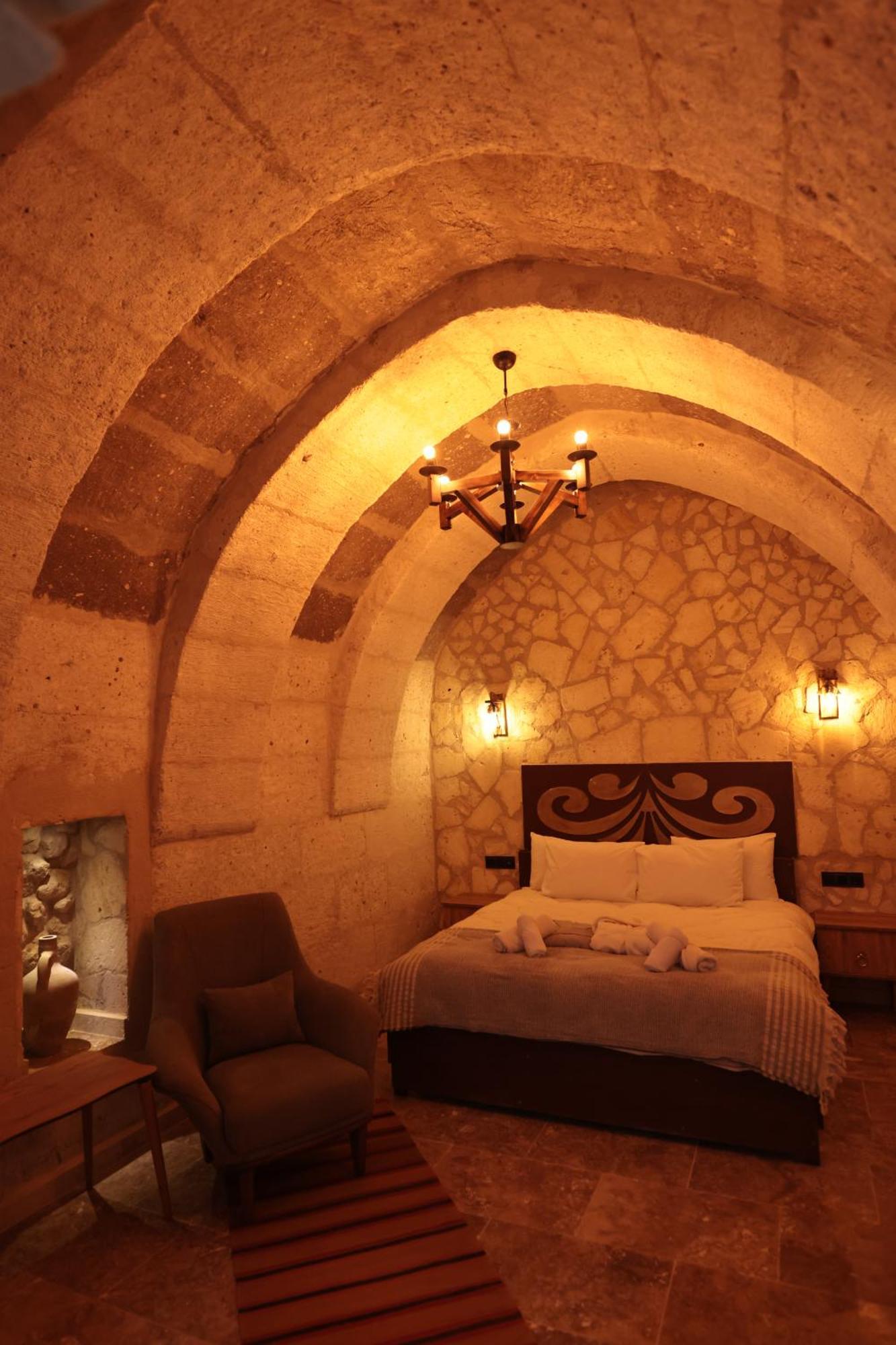 Stone Owl Otel & Restaurant Uchisar Exterior foto
