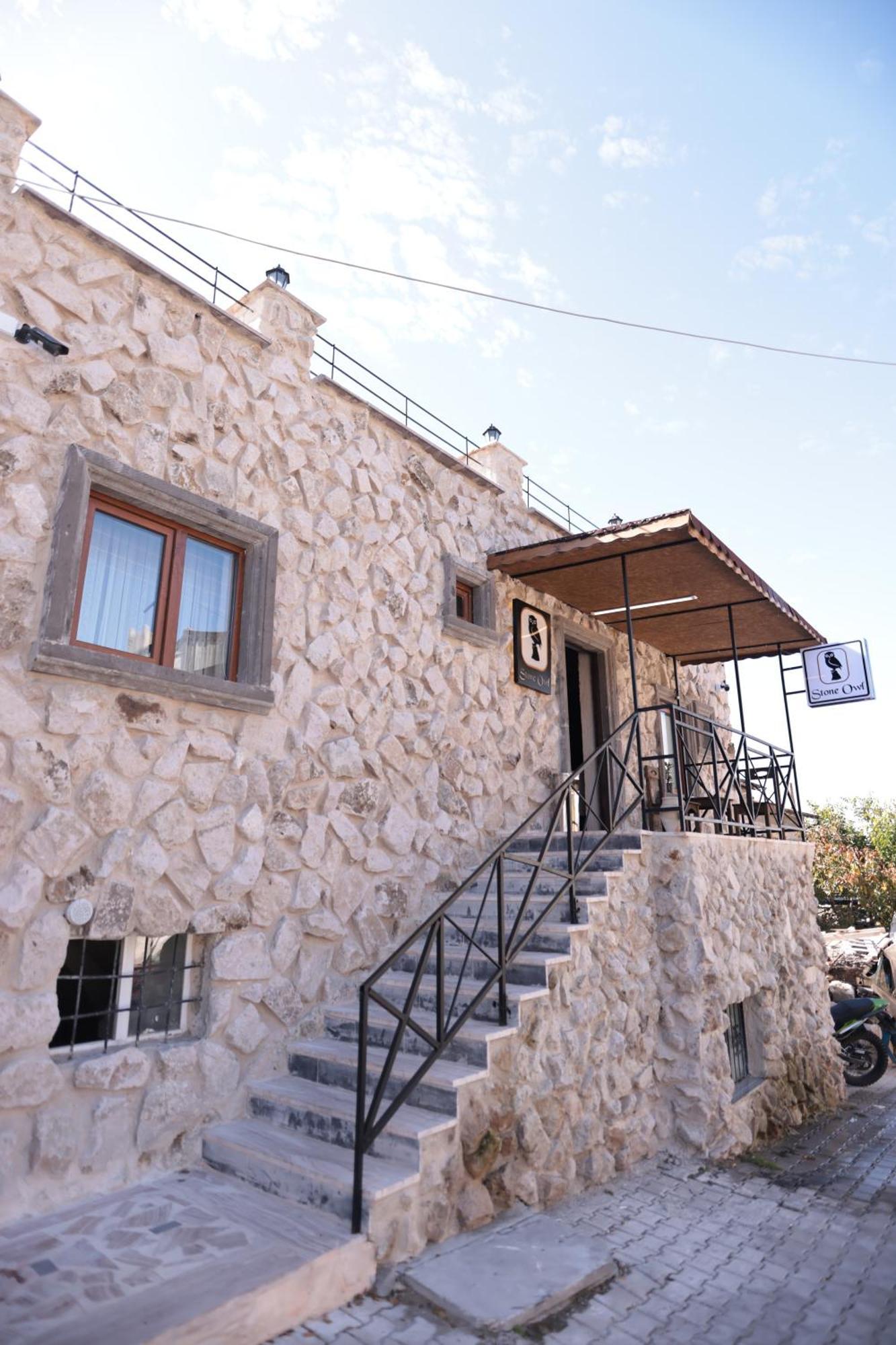 Stone Owl Otel & Restaurant Uchisar Exterior foto