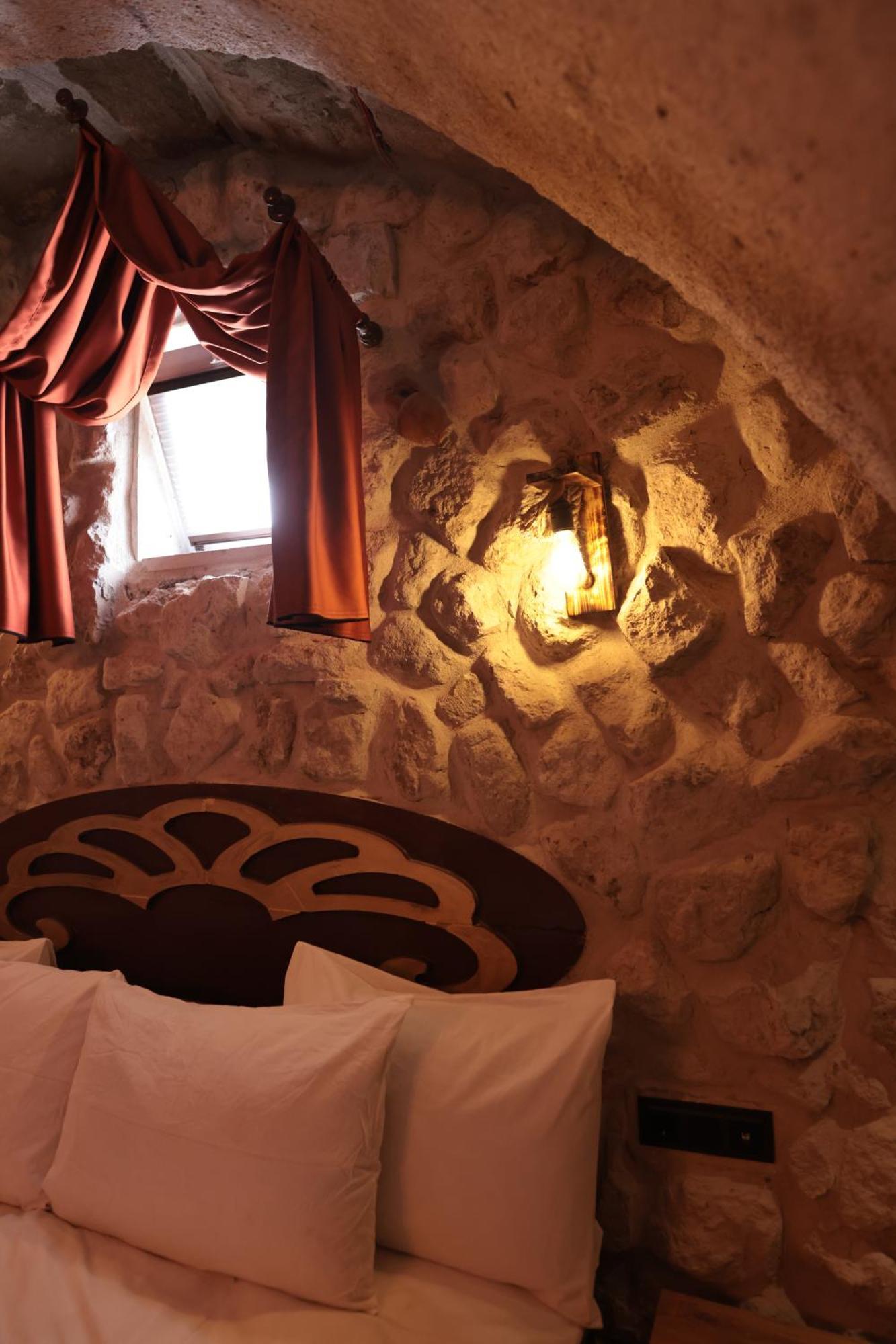 Stone Owl Otel & Restaurant Uchisar Exterior foto