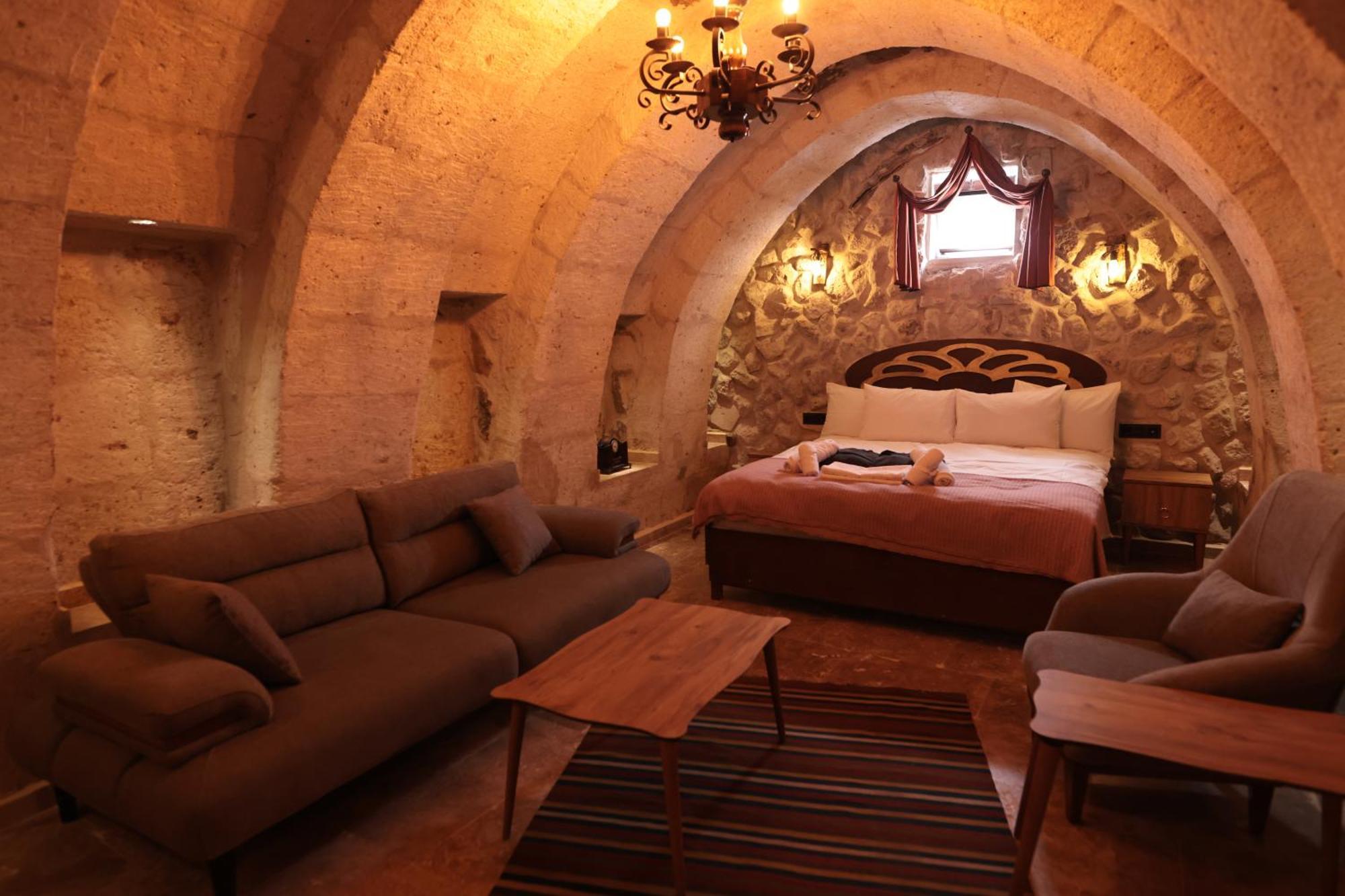 Stone Owl Otel & Restaurant Uchisar Exterior foto