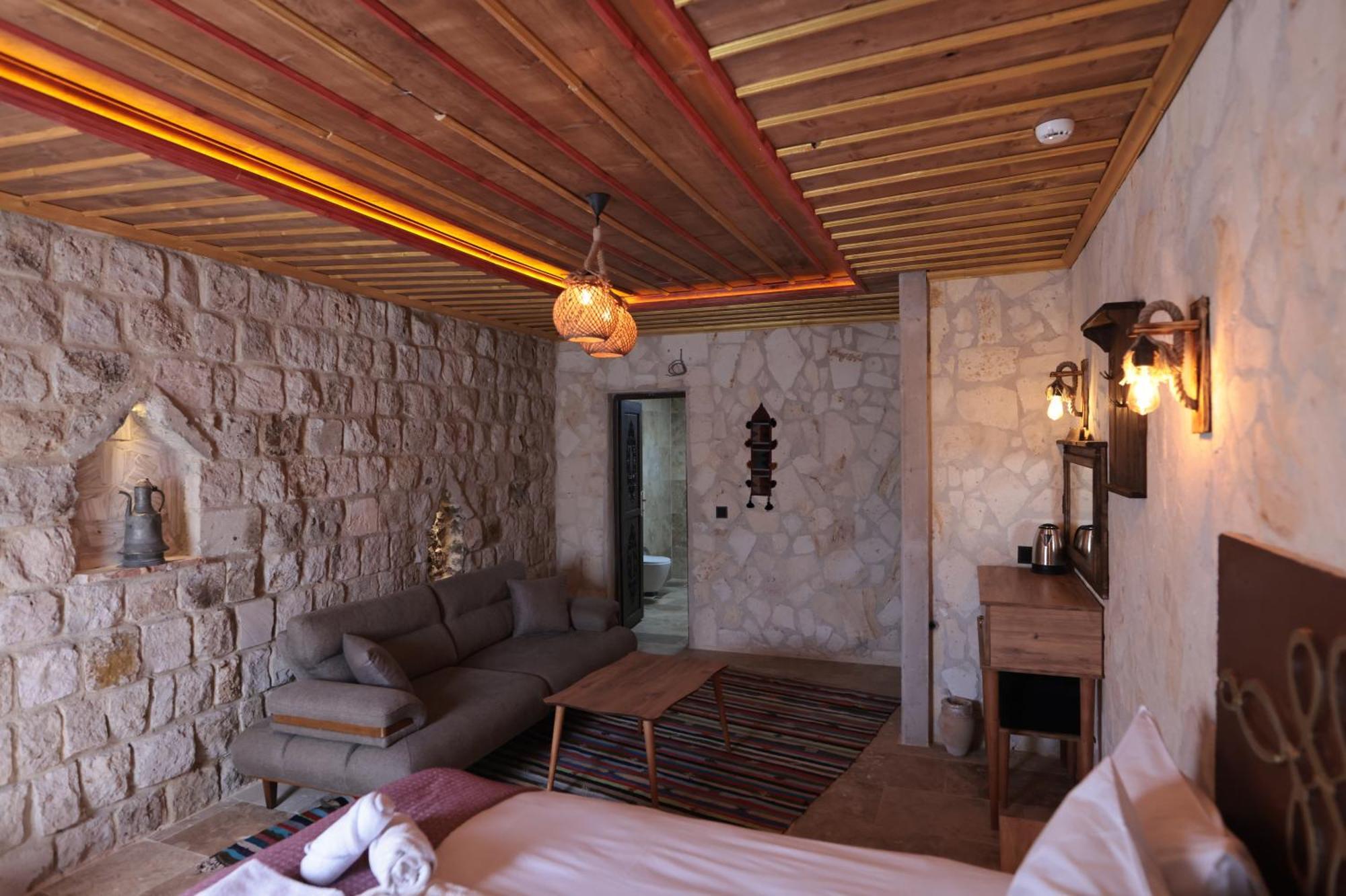 Stone Owl Otel & Restaurant Uchisar Exterior foto